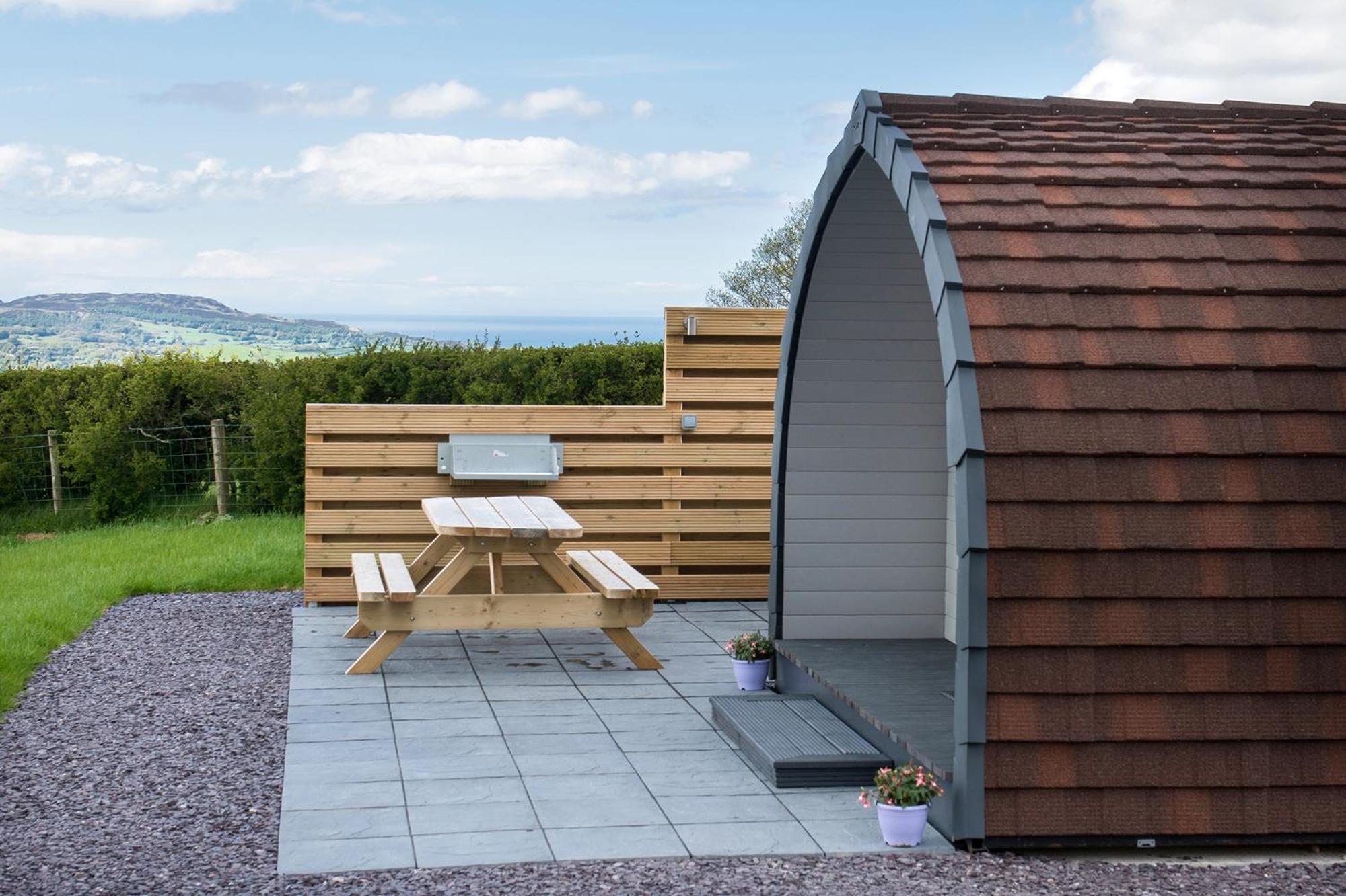 Waenfechan Glamping With Hot Tubs Colwyn Bay Ngoại thất bức ảnh
